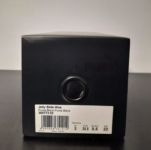 RIHANNA FENTY PUMA JELLY SLIDES IN BLACK - Picture 2 of 4